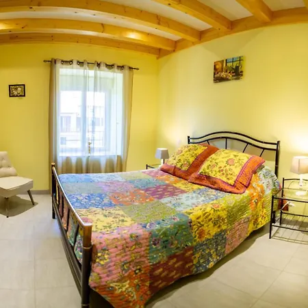 Maison Campagnarde Renovee Pres Du Mont Deveze Avec Jardin Holiday home *